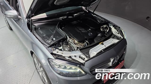 Mercedes-Benz C-Class 2019 — фото 5 из 20