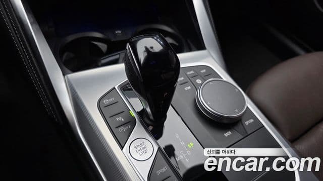BMW 4 Series 2022 — Şəkil 9/20