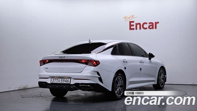 Kia K5 2022 — Şəkil 2/20