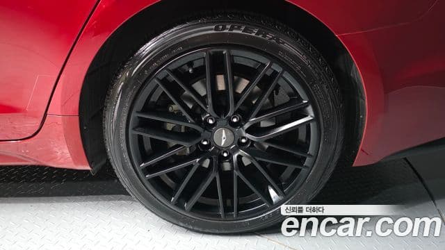 Genesis G70 2019 — Şəkil 8/31