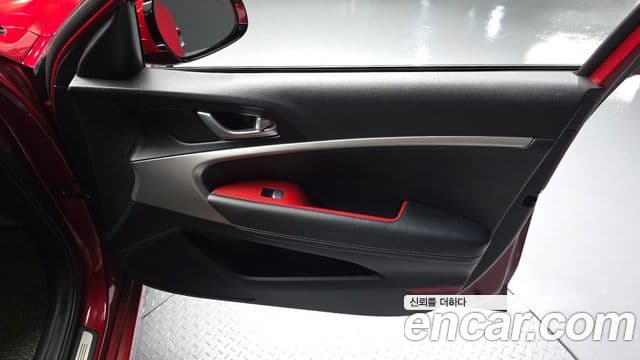 Genesis G70 2019 — Şəkil 28/31