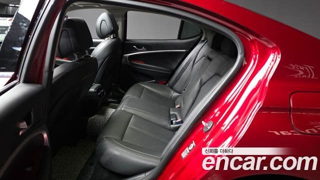 Genesis G70 2019 — Şəkil 23/31