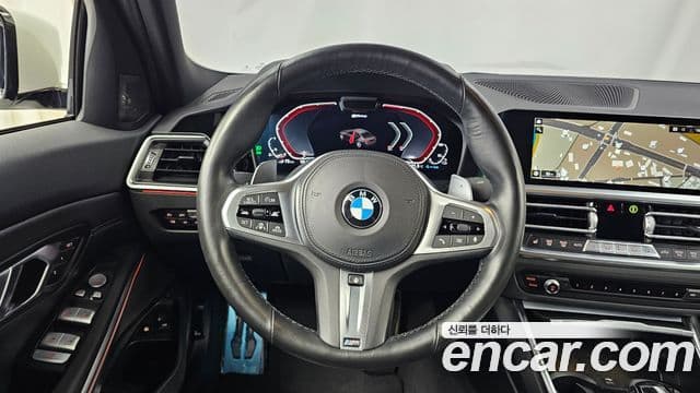 BMW 3 Series 2021 — ფოტო 13/20