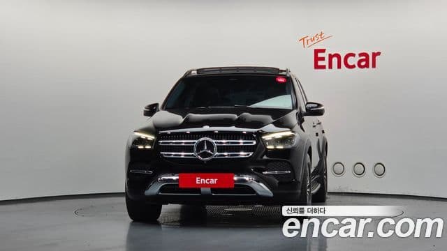 Mercedes-Benz GLE-Class 2025 — Photo 34/37