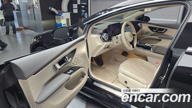 Mercedes-Benz EQS 2023 — ფოტო 22/30