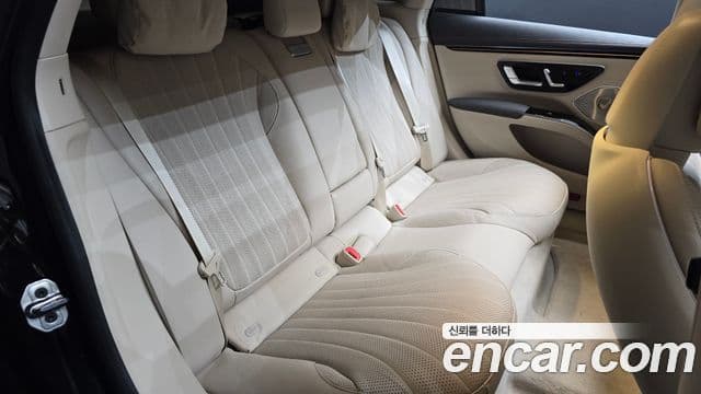 Mercedes-Benz EQS 2023 — ფოტო 27/30