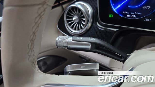 Mercedes-Benz EQS 2023 — ფოტო 13/30