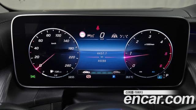 Mercedes-Benz GLC-Class 2023 — Фото 8/20