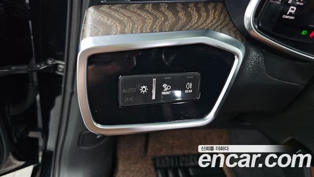 Audi A6 2021 — Photo 11/33