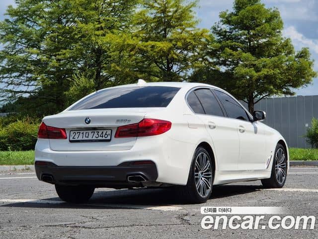 BMW 5 Series, 2020