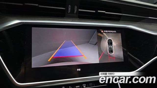 Audi A6 2021 — ფოტო 14/20