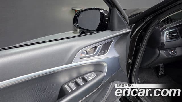 Genesis G70 2019 — Şəkil 33/36