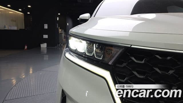 Kia Sorento 2023 — Photo 26/33