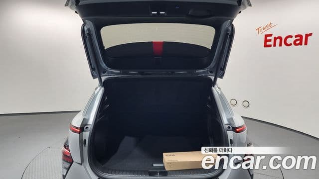 Hyundai Kona 2023 — фото 19 из 20