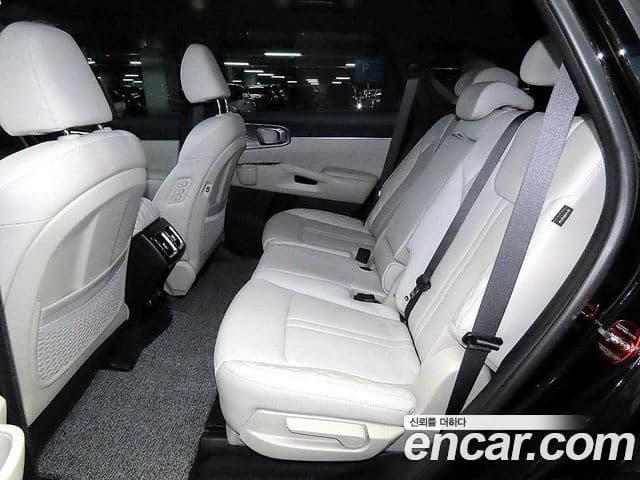 Kia Sorento 2024 — Фото 10/20