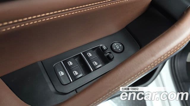 BMW X6 2022 — Photo 16/33