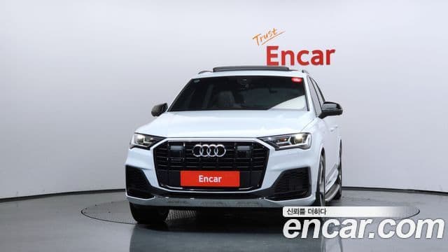 Audi Q7 2022 — Şəkil 3/20