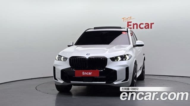 BMW X5 2025 — ფოტო 11/34