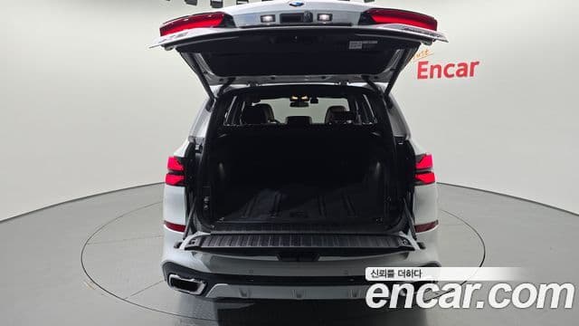 BMW X5 2025 — ფოტო 8/34