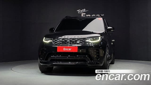 Land Rover Discovery 5 2025 — Photo 20/33