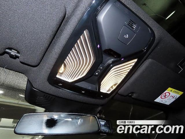 BMW 5 Series 2021 — ფოტო 16/20