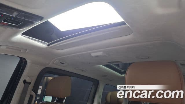 Hyundai Staria 2024 — Фото 17/20