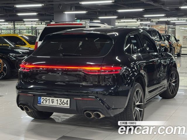 Porsche Macan 2022 — Şəkil 2/16