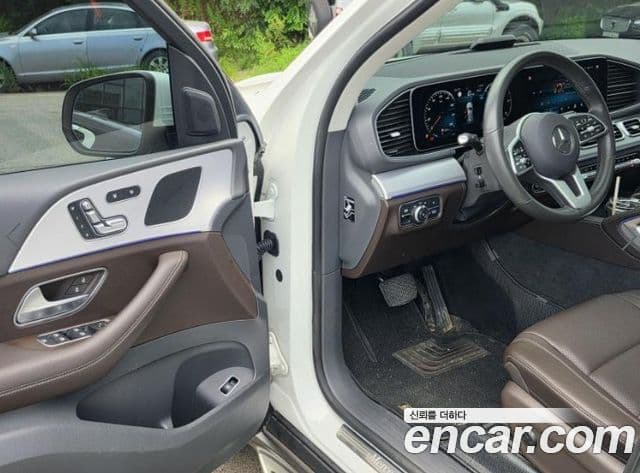 Mercedes-Benz GLE-Class 2020 — фото 7 из 13