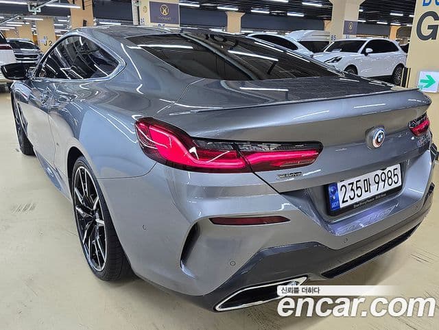 BMW 8 Series 2023 — Şəkil 2/20