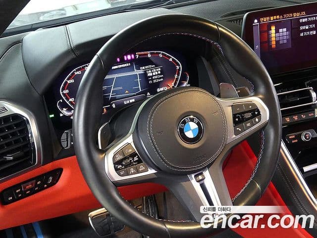BMW 8 Series 2023 — Şəkil 10/20