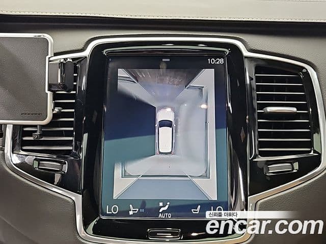 Volvo XC90 2018 — ფოტო 4/19