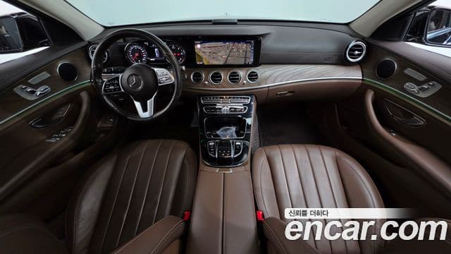Mercedes-Benz E-Class 2019 — Фото 6/20