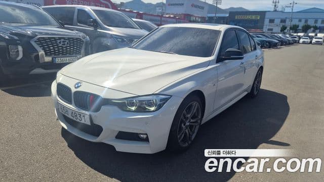 BMW 3 Series 2018 — Şəkil 14/14