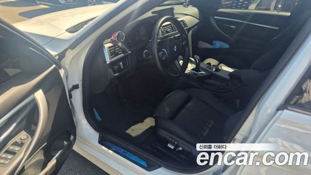 BMW 3 Series 2018 — Şəkil 2/14