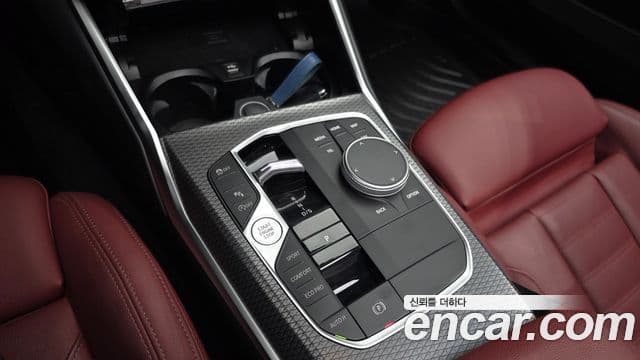 BMW 3 Series 2022 — фото 9 из 20