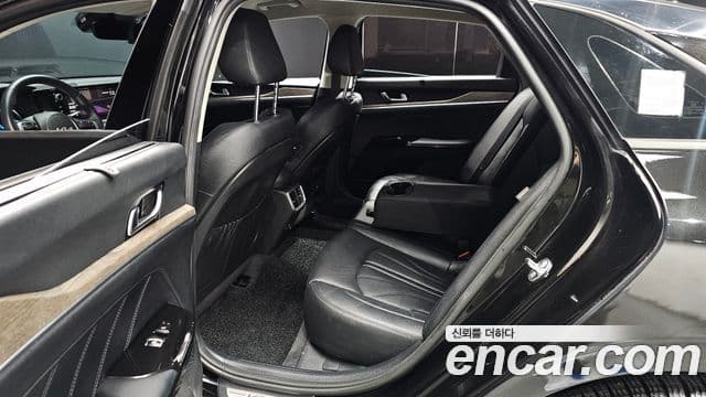 Kia K5 2023 — фото 12 из 20