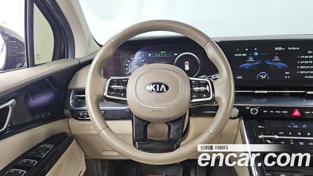 Kia Carnival 2020 — Фото 13/20