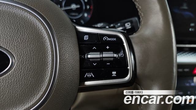 Kia Carnival 2020 — Фото 18/20