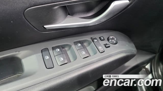 Hyundai Tucson Hybrid 2022 — Photo 17/31