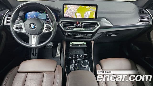 BMW X4 2023 — Фото 7/20