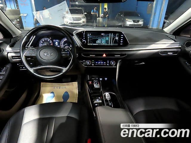 Hyundai Sonata 2021 — Фото 6/20