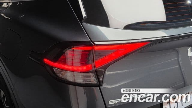 Kia Sportage 2023 — Şəkil 34/37