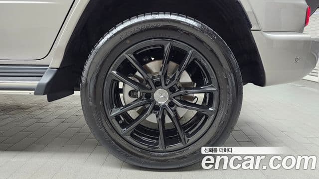 Mercedes-Benz G-Class 2025 — Photo 1/31