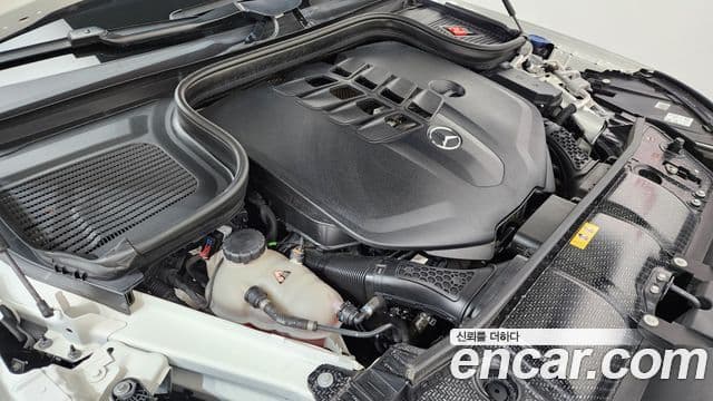 Mercedes-Benz GLS-Class 2023 — Photo 16/41