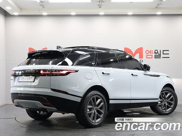 Land Rover Range Rover Velar 2026 — Photo 11/20