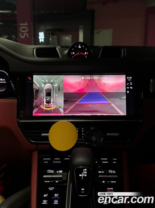 Porsche Cayenne 2022 — Photo 12/20