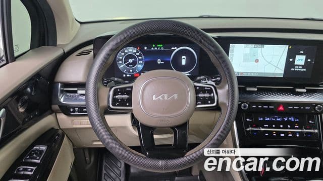 Kia Carnival 2022 — Фото 15/20
