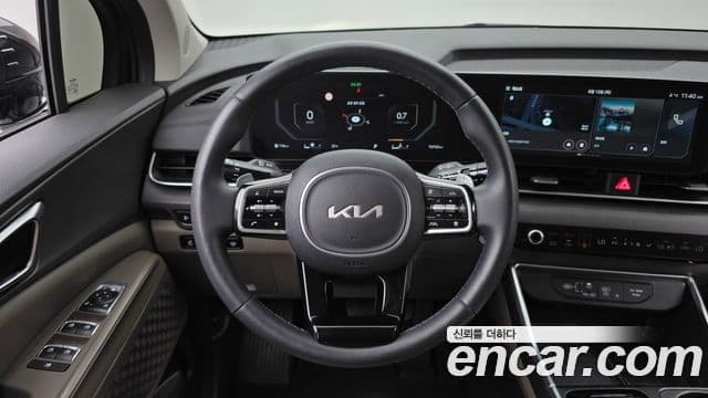 Kia Carnival 2024 — Фото 14/20