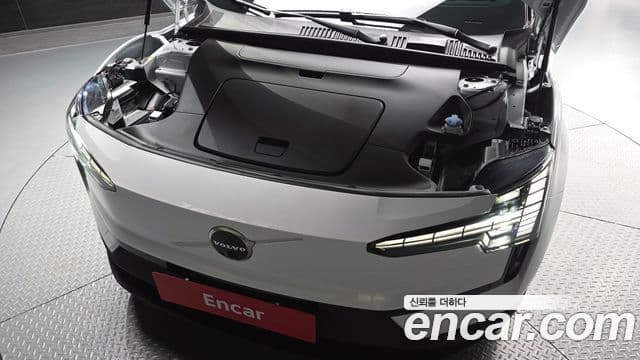 Volvo EX30 2026 — ფოტო 4/20