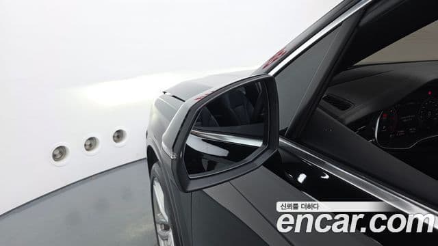Audi Q7 2023 — Photo 29/41